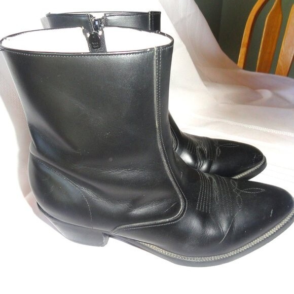 Laredo Western Boots 9" Tall, Size 10 Wide Rounded Toe - Picture 3 of 8